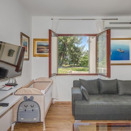 Beachfront Apartment Drazen, With Garden And Parking Σπλιτ Εξωτερικό φωτογραφία